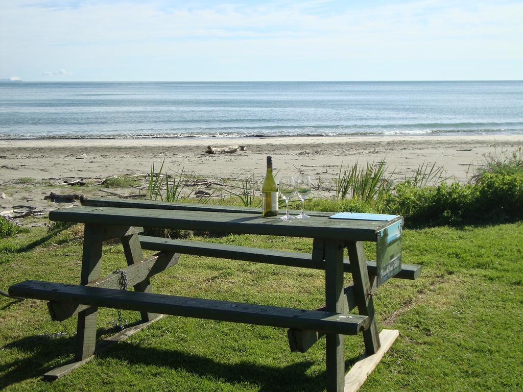 Beachfront Bliss Ohope Exterior photo